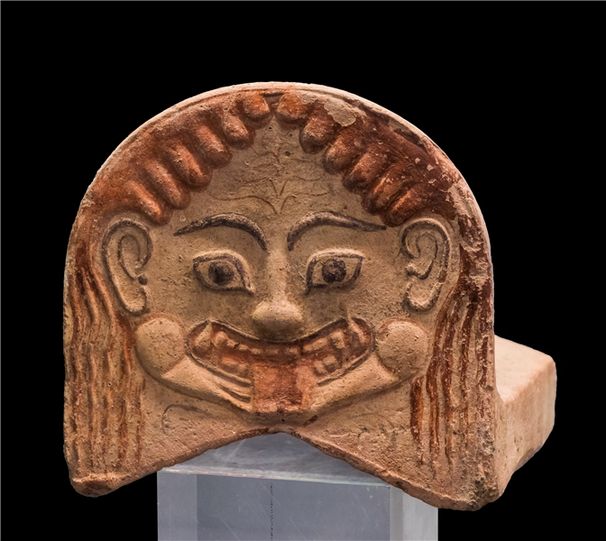 Ancient Greek Polychrome Antefix, Featuring a Gorgona, c.450 AC - Ancient Greek Painting and Sculpture