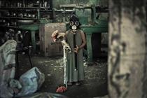 Girl With The Gas Mask - Luiza Prado