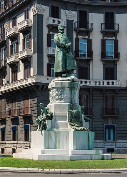 Monument to king Umberto I of Italy - Achille D’Orsi