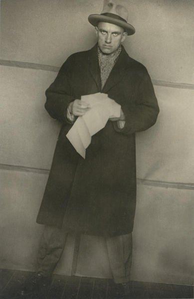 Vladimir Mayakovsky, 1924 - Aleksandr Ródchenko